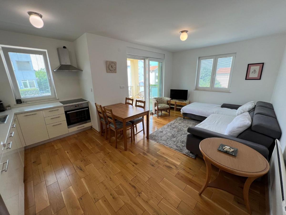 Apartman Sven Malinska Zewnętrze zdjęcie